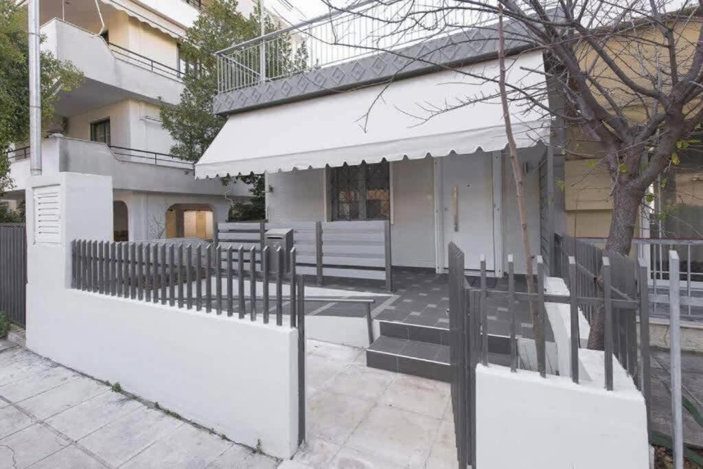 Modern Fully-Equipped House, 5 Min Walk From Metro Villa Athen Eksteriør bilde